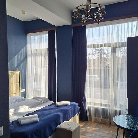 Day Inn Hotel Єреван Екстер'єр фото
