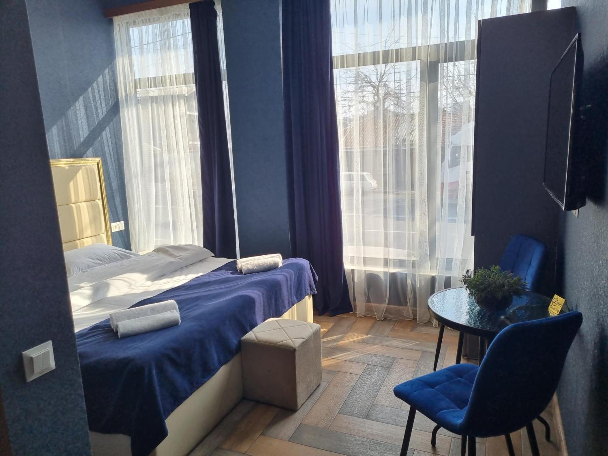 Day Inn Hotel Єреван Екстер'єр фото